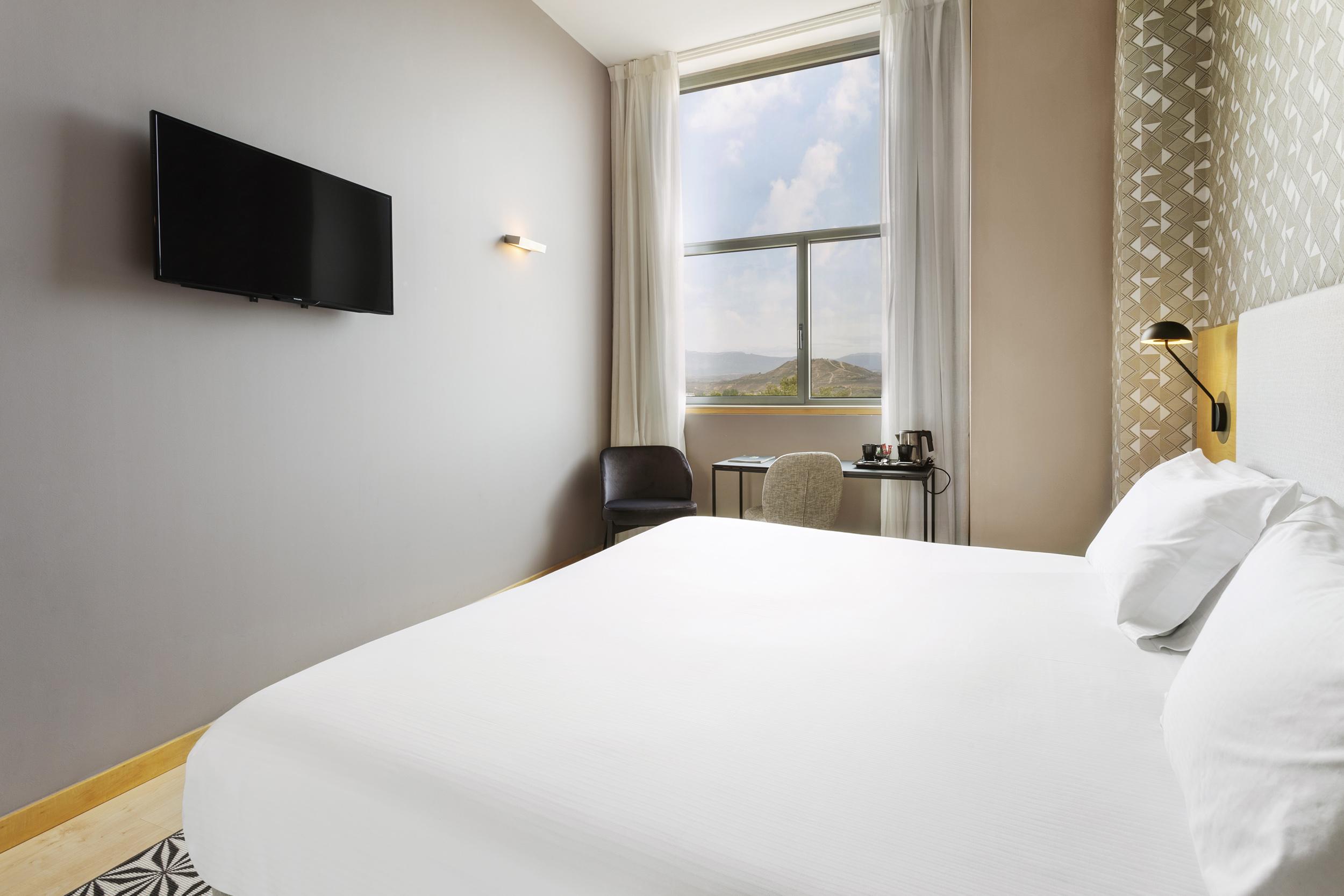 Hotel Sercotel Portales Logrono Bagian luar foto